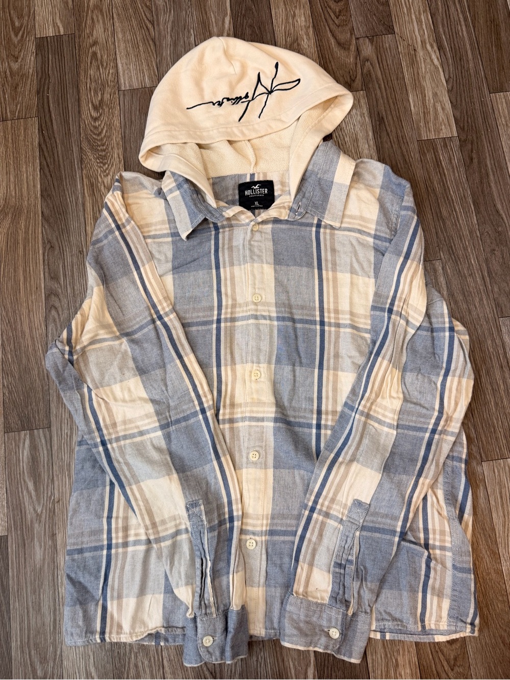 Hollister Men's Blue and Cream Plaid Hooded Shirt Jacket